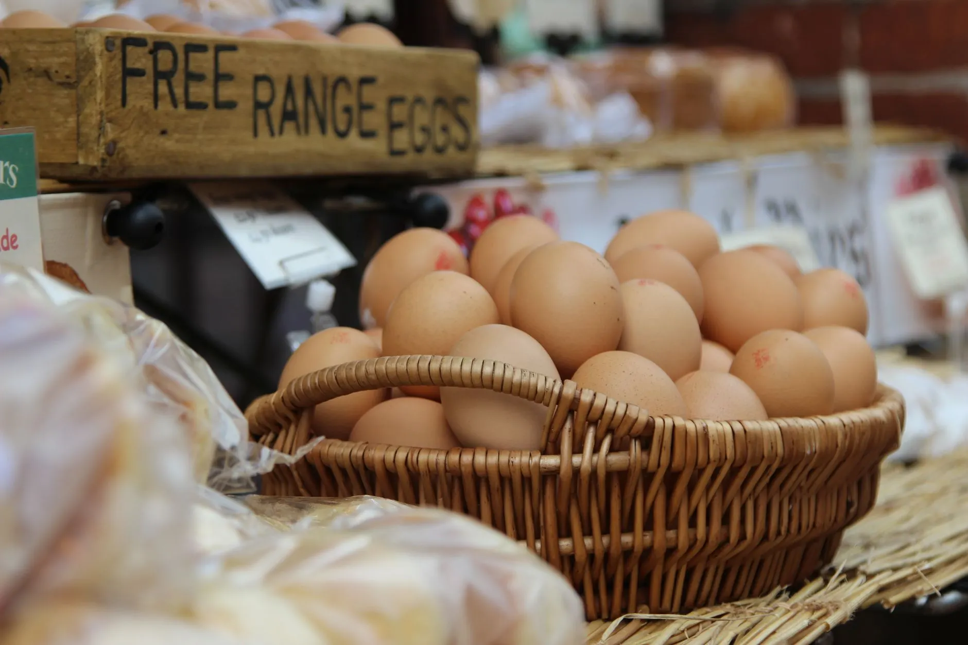 广州有点像科技解析磁吸支架与车载支架的兼容性设计要点